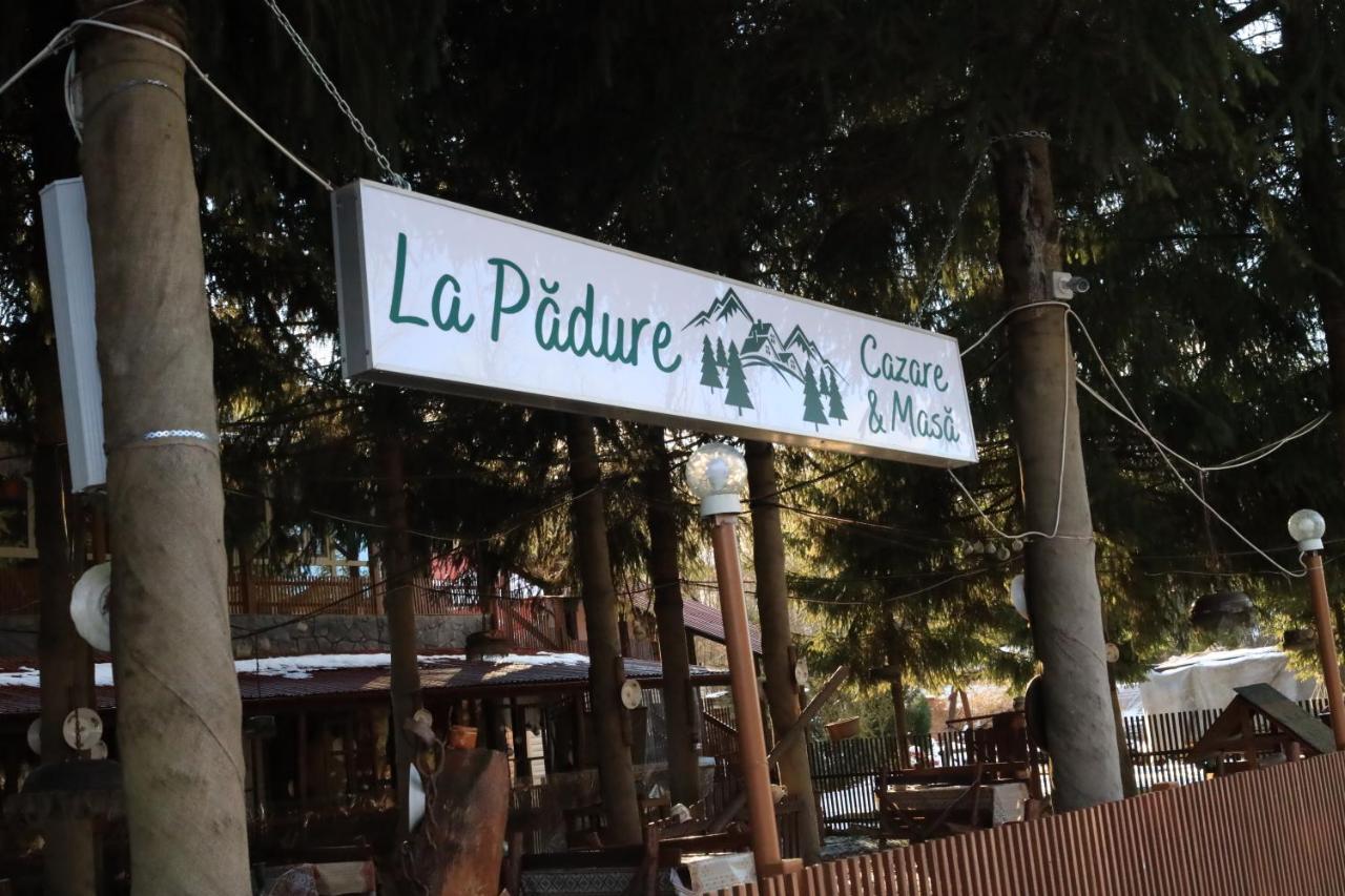 La Pădure Hotel Brebu Exterior foto